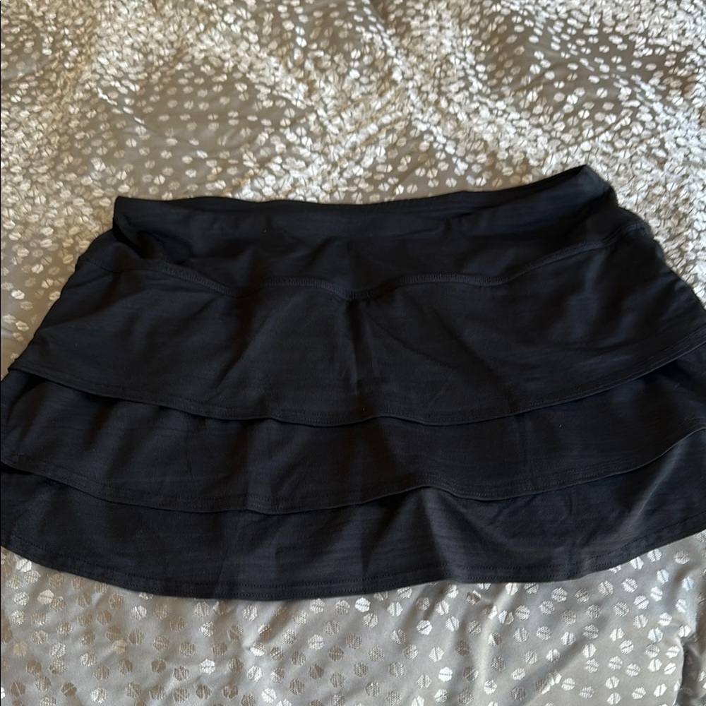 Athleta Black Tiered Skort size medium